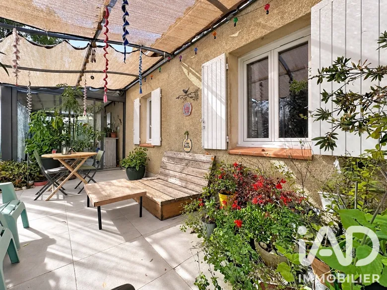 Maison 5 pièces 103 m² · à Pierrevert · 102,6 m² · 325 000 €