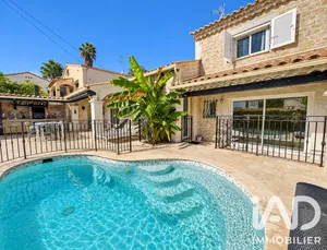 Maison à Cagnes-sur-Mer (06800)