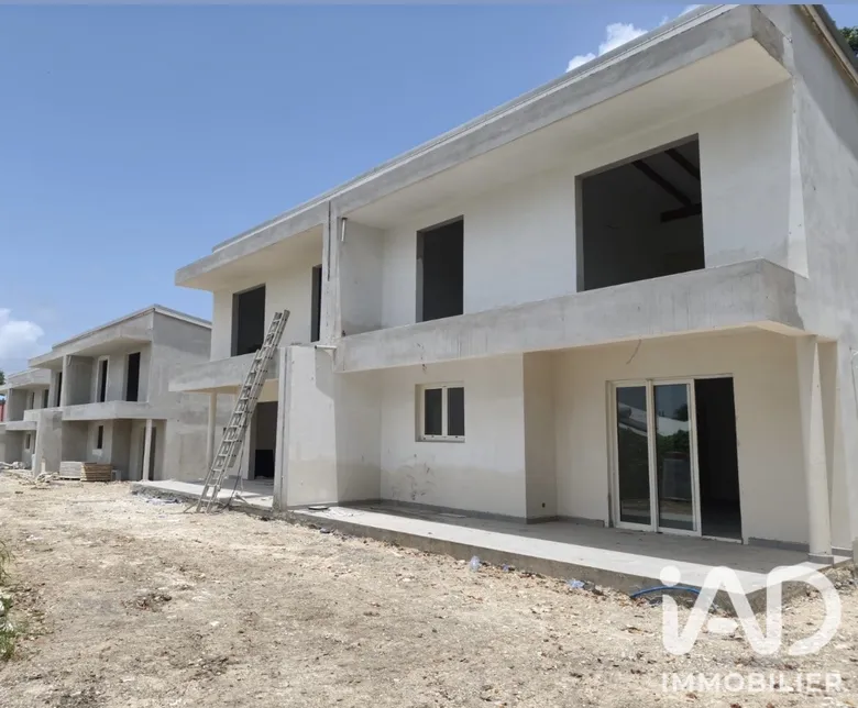 Maison 4 pièces 88 m² · au Moule · 88 m² · 290 500 €