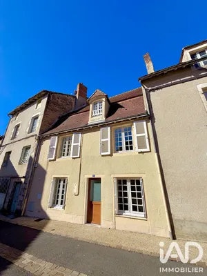 Maison de ville à Montmorillon (86500)