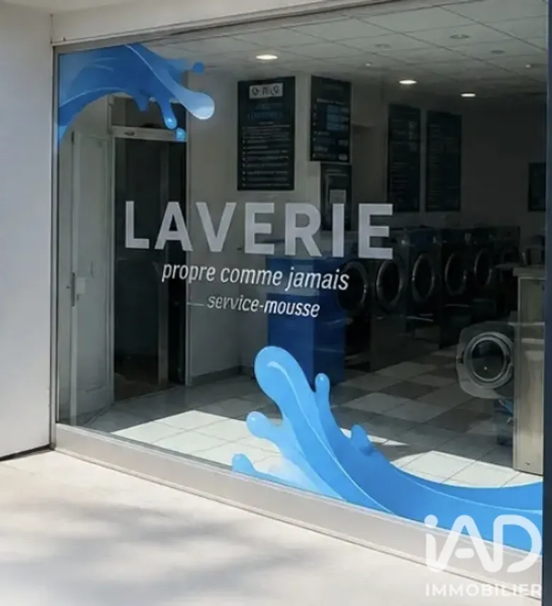 Local commercial 106 m² · à Saint-Marcellin · 106 m² · 60 000 €