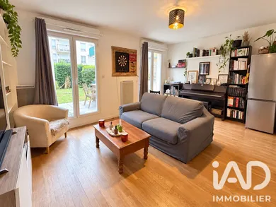 Appartement à Saint-Cyr-l'École (78210)