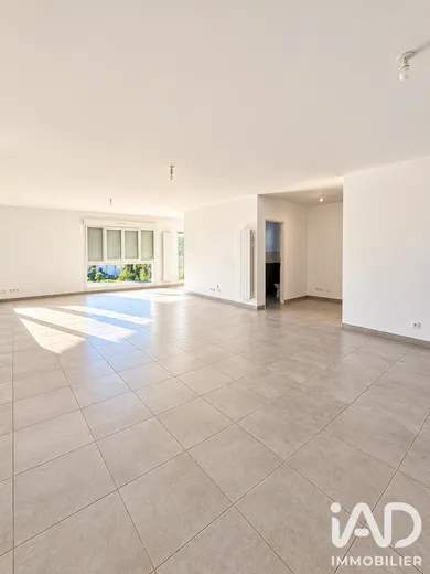 Appartement à Salon-de-Provence (13300)