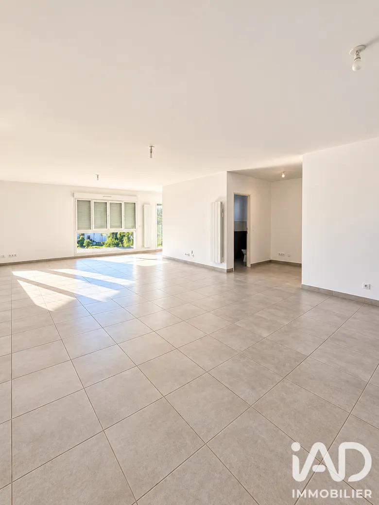 Appartement 3 pièces 92 m² · à Salon-de-Provence · 92 m² · 1 135 €/mois