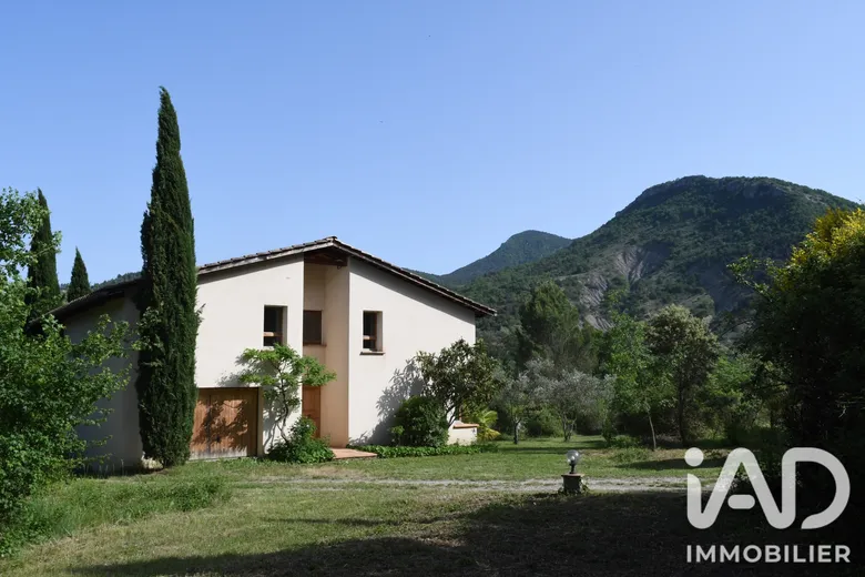 Maison 5 pièces 191 m² · à Condorcet · 191 m² · 359 000 €