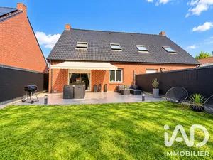 Detached house in Erre (59171)
