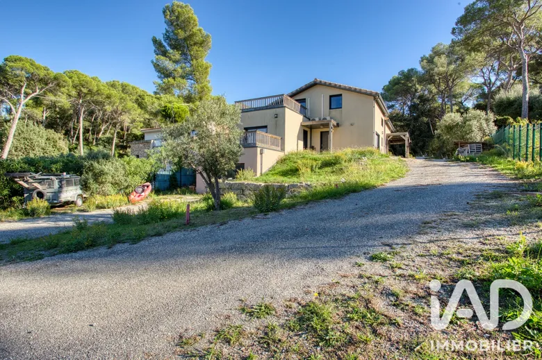 Maison 5 pièces 169 m² · à Saint-Raphaël · 169 m² · 1 080 000 €