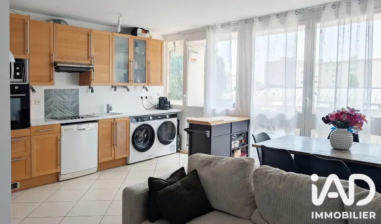 Appartement 3 pièces 62 m² · à Chilly-Mazarin · 62 m² · 149 000 €