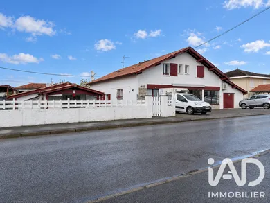 Immeuble à Saint-Palais (64120)