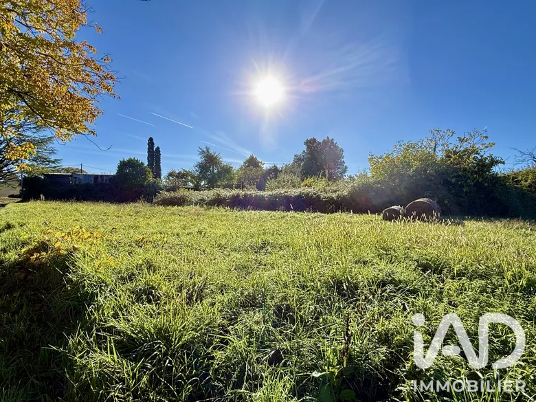 Terrain 1770 m² · à Sarlat-la-Canéda · 33 500 €