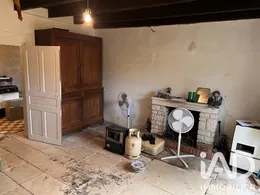 Maison de campagne à Blanzay (86400)