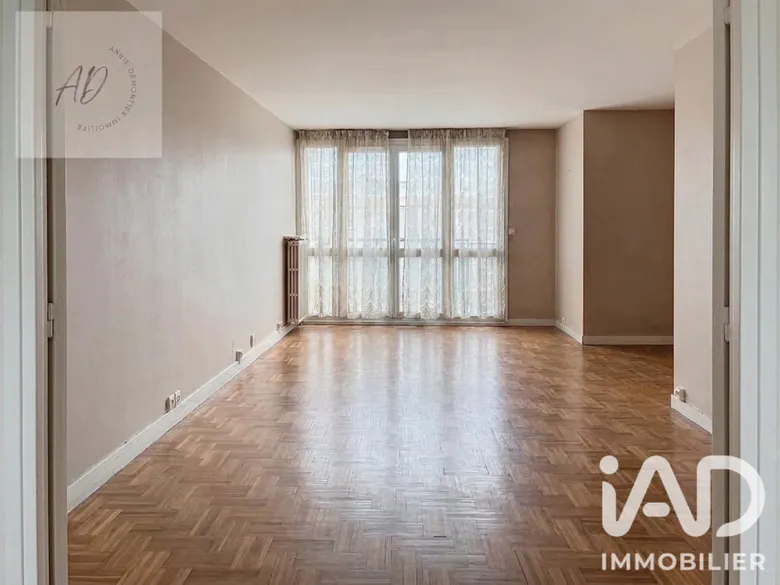Appartement 3 pièces 57 m² · à Thiais · 56,6 m² · 149 000 €