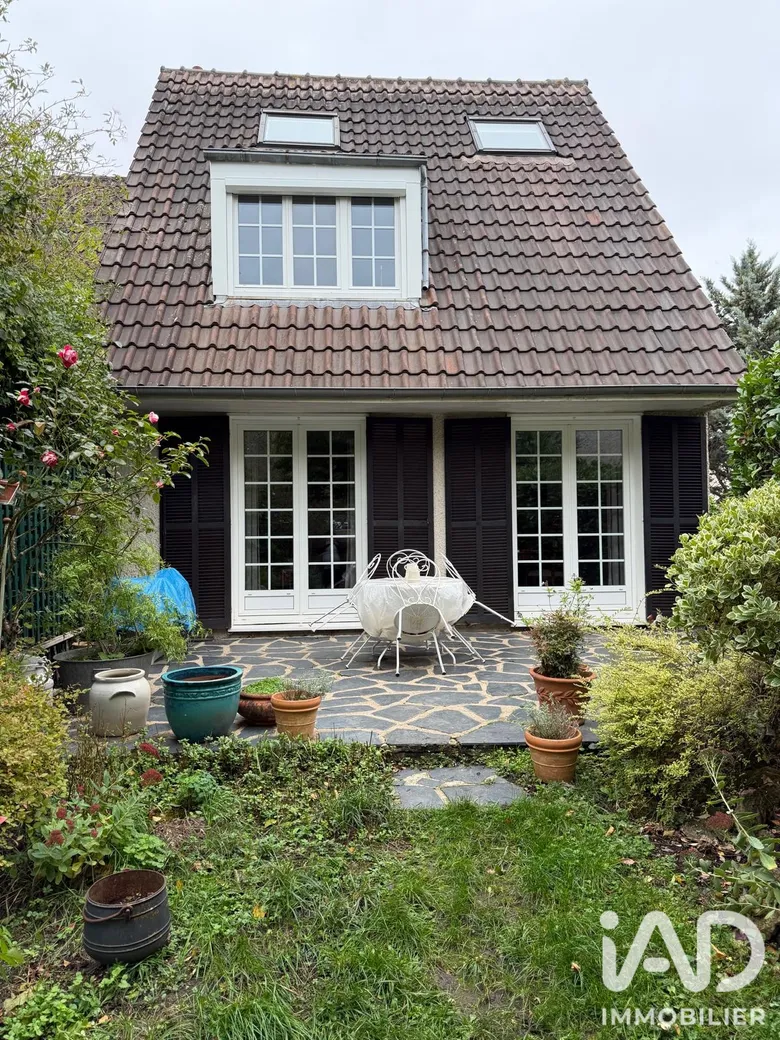 Maison 5 pièces 122 m² · à Breuillet · 122 m² · 295 000 €