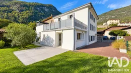 Maison à Veurey-Voroize (38113)