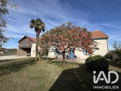 Maison de campagne à Vic-en-Bigorre (65500)
