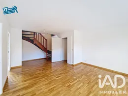 Duplex à Villeneuve-la-Garenne (92390)