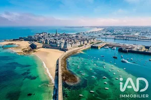 Commercial in Saint-Malo (35400)