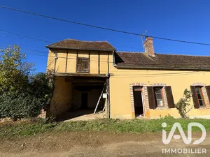 Maison de village à Mézilles (89130)