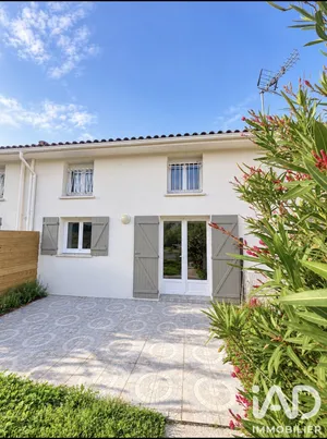 Maison de ville à Parempuyre (33290)