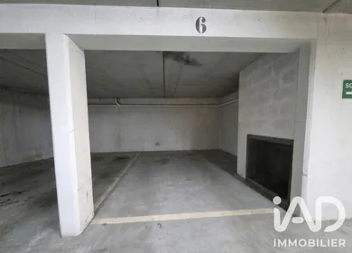 Parking à Issy-les-Moulineaux (92130)
