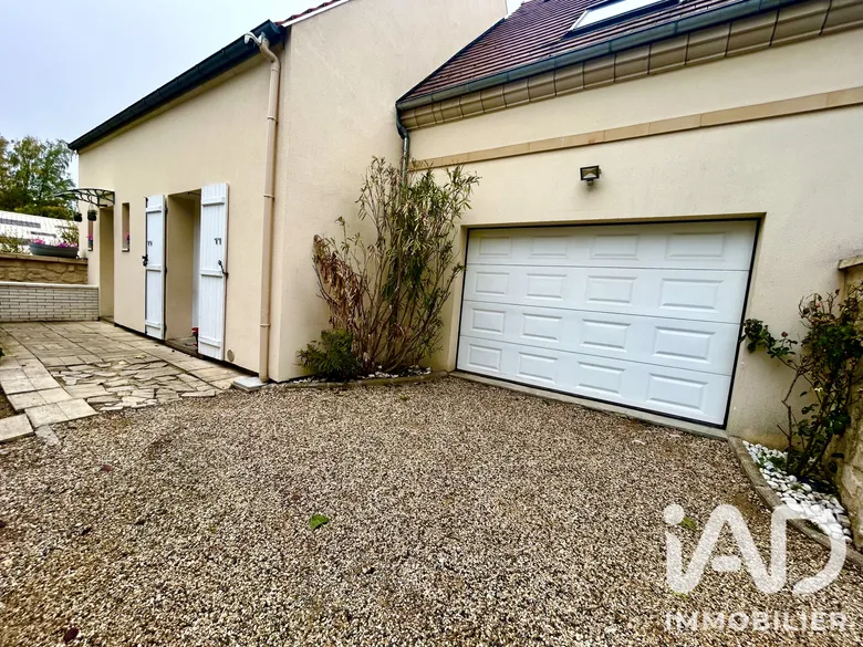 Maison 6 pièces 105 m² · à Creil · 105 m² · 255 000 €