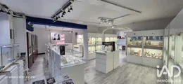 Boutique/Local commercial à Hauts de Bienne (39400)