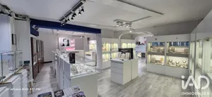 Boutique/Local commercial à Hauts de Bienne (39400)