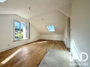Apartment in Ville-d'Avray (92410)