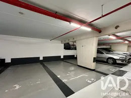 Parking à Paris (75012)