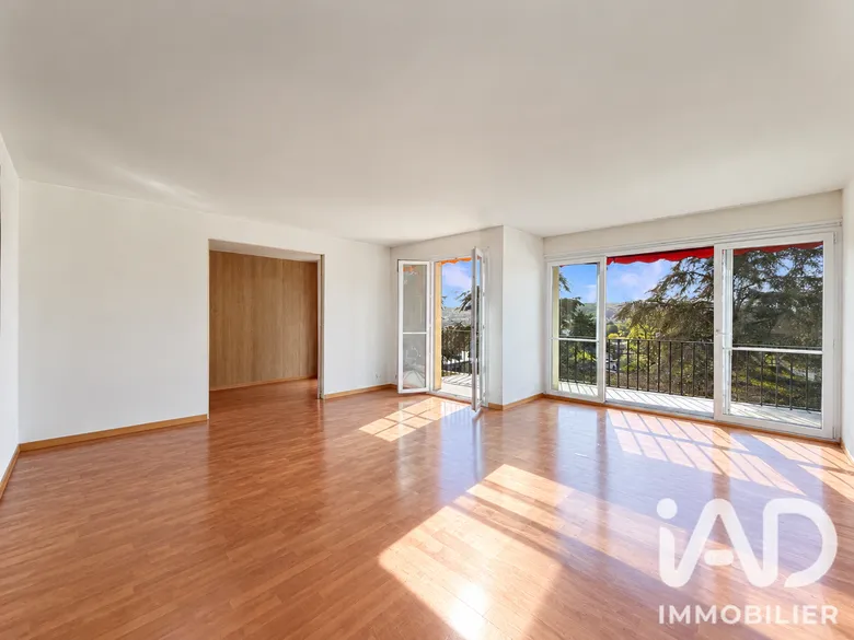 Appartement 4 pièces 83 m² · à Ville-d'Avray · 83,2 m² · 473 000 €
