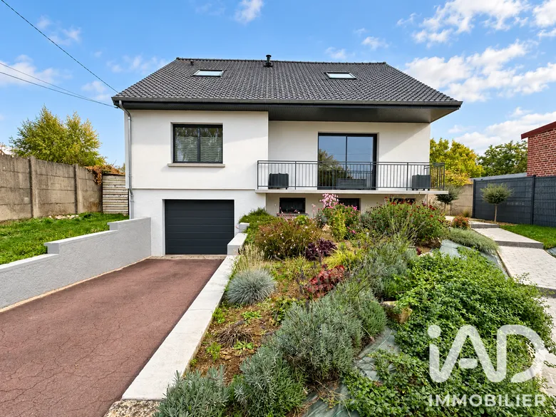 Maison 7 pièces 146 m² · à Beaurains · 146 m² · 330 000 €