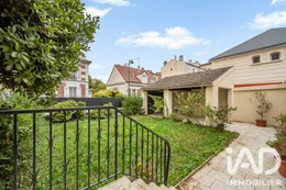 Maison traditionnelle à Maisons-Alfort (94700)
