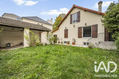 Maison traditionnelle à Maisons-Alfort (94700)