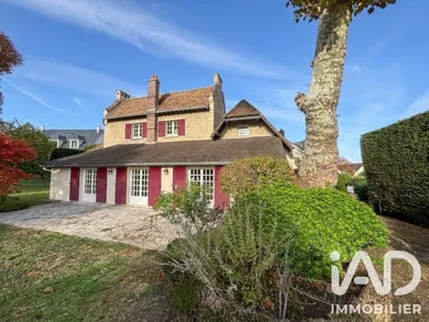 Demeure à Marly-le-Roi (78160)