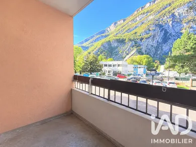 Appartement à Sassenage (38360)