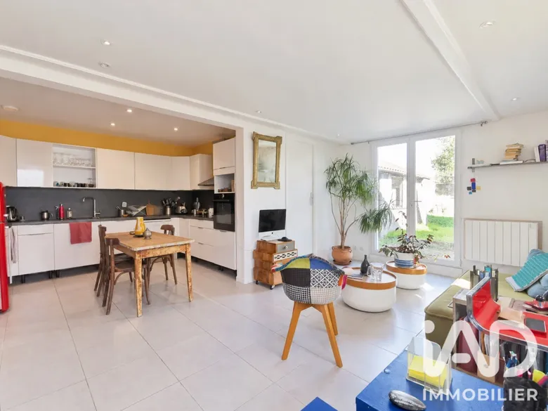 Maison 3 pièces 63 m² · à Nantes · 63 m² · 240 000 €