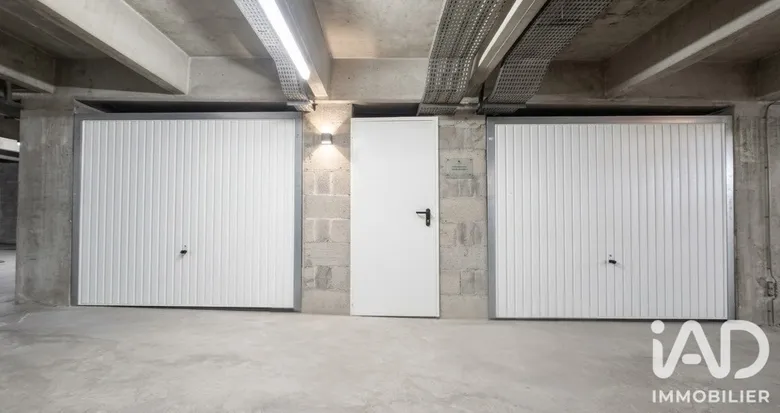 Parking 14 m² · à Saint-Étienne · 14 m² · 23 000 €