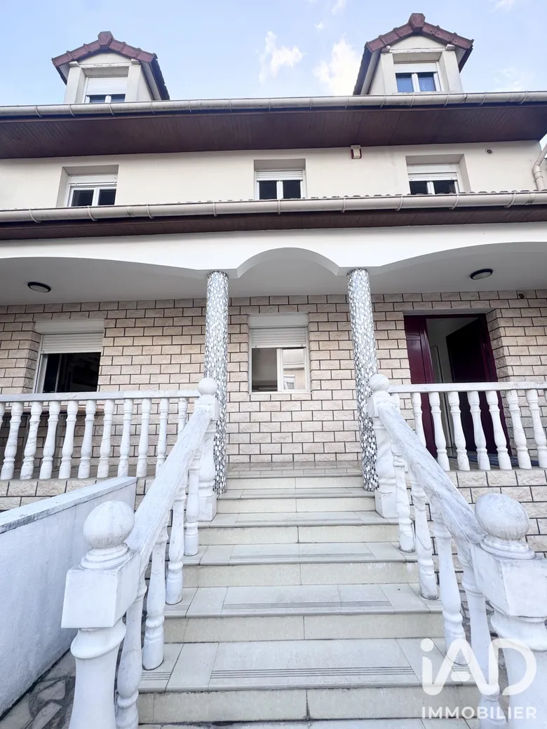 Maison 8 pièces 173 m² · à Drancy · 173 m² · 470 000 €