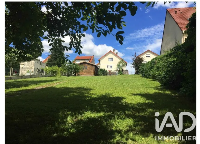 Terrain 803 m² · à Corbeil-Essonnes · 803 m² · 110 000 €