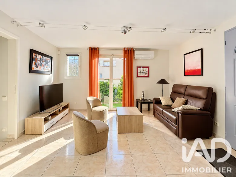 Maison 3 pièces 67 m² · à Sainte-Marie-la-Mer · 67,2 m² · 250 000 €