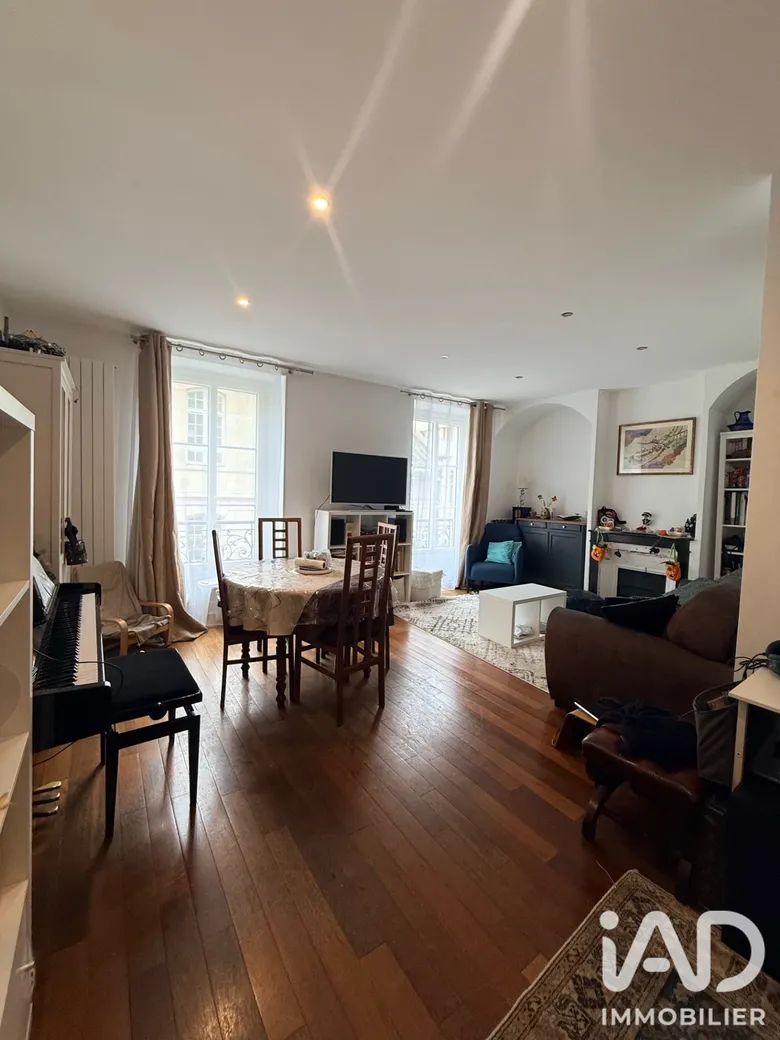 Appartement 4 pièces 83 m² · à Paris · 83 m² · 830 000 €