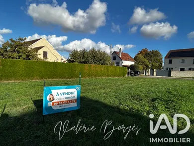 Terrain à bâtir à Beautheil (77120)