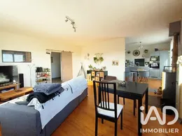 Appartement à Saint-Laurent-de-Chamousset (69930)