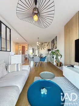 Appartement à Saint-Laurent-du-Var (06700)