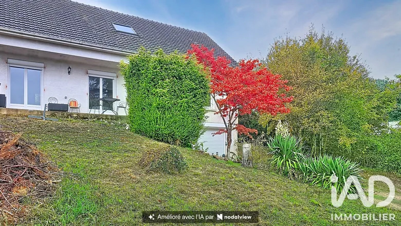 Maison 5 pièces 132 m² · à Montigny-Lencoup · 132 m² · 262 000 €