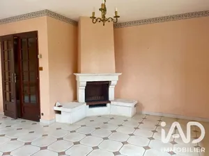 House in Gençay (86160)