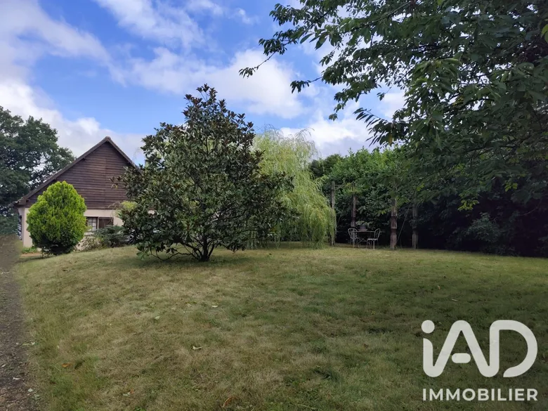 Maison 10 pièces 144 m² · à Thivars · 144,4 m² · 270 000 €