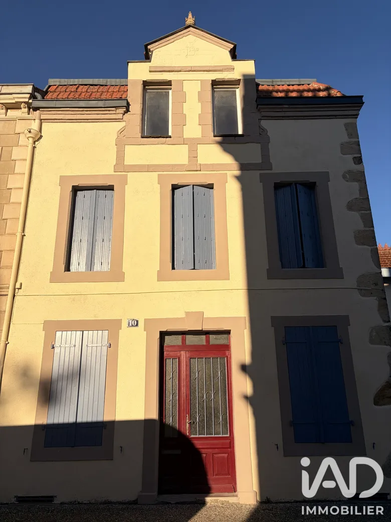 Maison 5 pièces 155 m² · à Mugron · 155 m² · 175 000 €