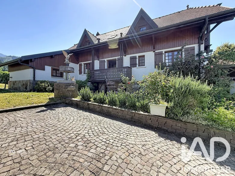 Maison 7 pièces 216 m² · à Saint-Laurent · 216 m² · 649 000 €