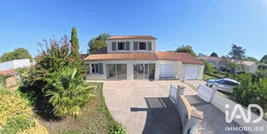 House in Saintes (17100)